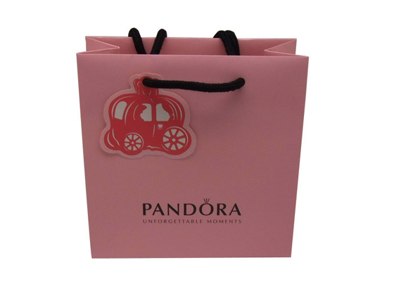 Good price Les sacs en papier personnalisés réutilisables/le cadeau papier coloré met en sac avec des poignées en ligne